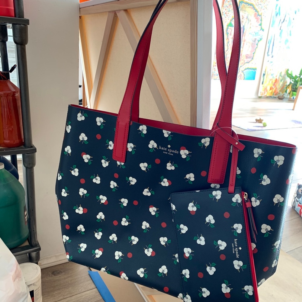 Kate Spade / cherry handbag